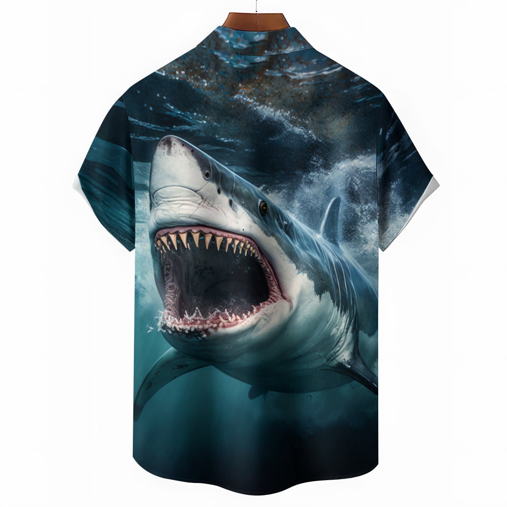 Chemise hawaïenne de vacances à imprimé requin peint pour homme