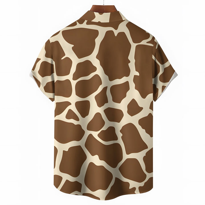 Men's Fun Giraffe Print Short Sleeve Shirt 2408006781