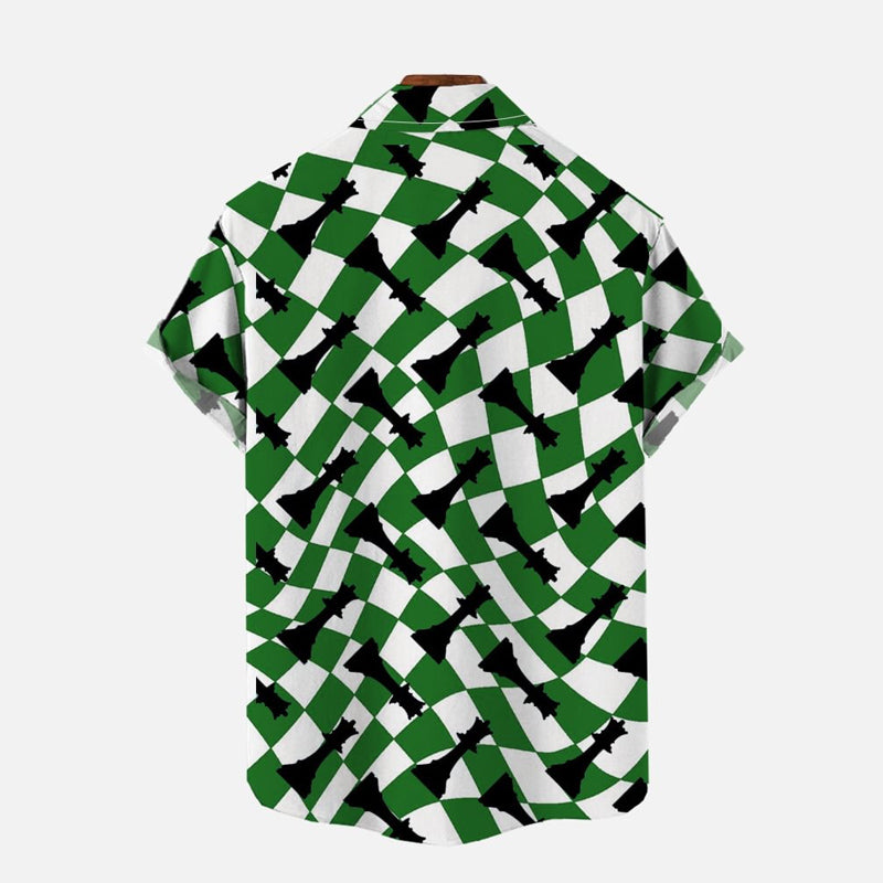 Abstract Twisted Green And White Grid And Chess Pieces Printing Short Sleeve Shirt