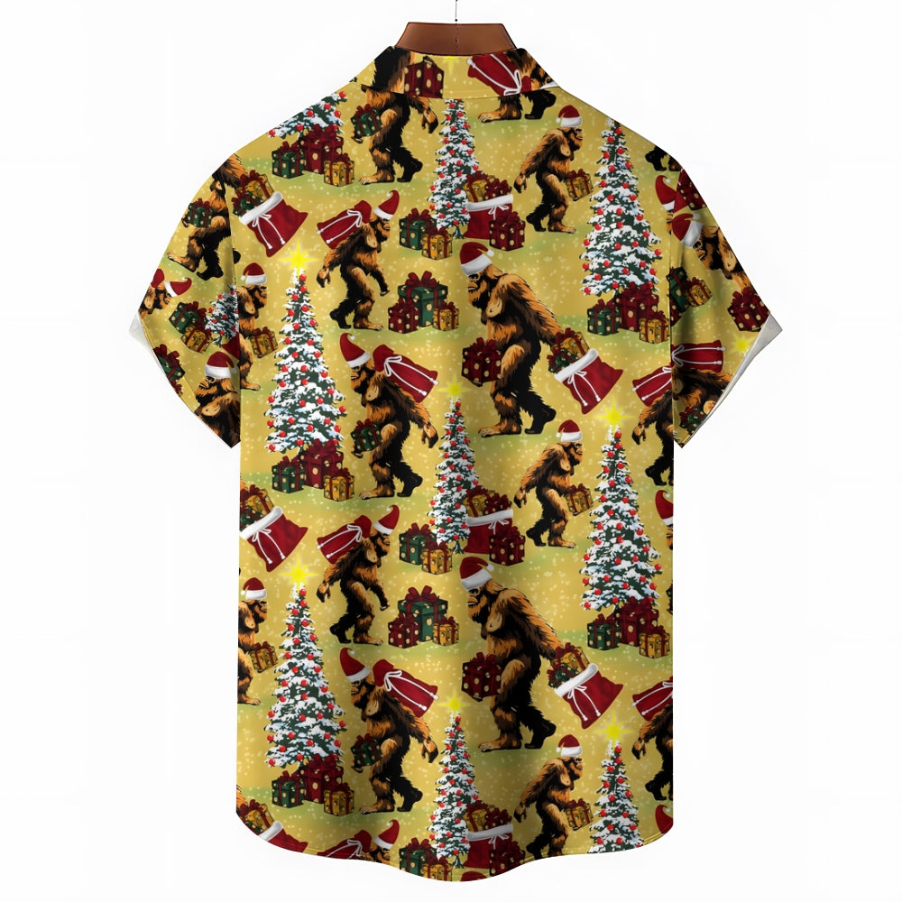 Christmas Bigfoot Gift Print Chest Pocket Short Sleeve Shirt 2411006353