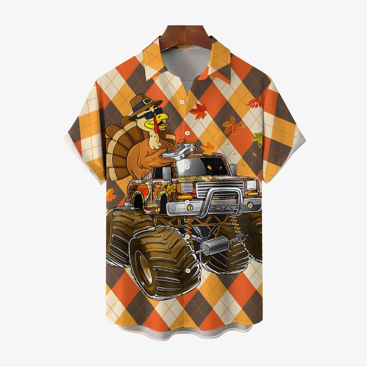 Thanksgiving Turkey Driving a Pickup Truck l Short Sleeve Shirt 2410001938