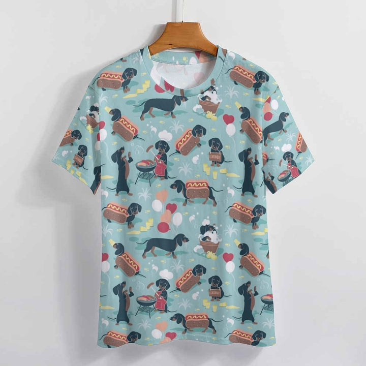 Men's Round Neck Dachshund  Casual T-Shirt 2312000393